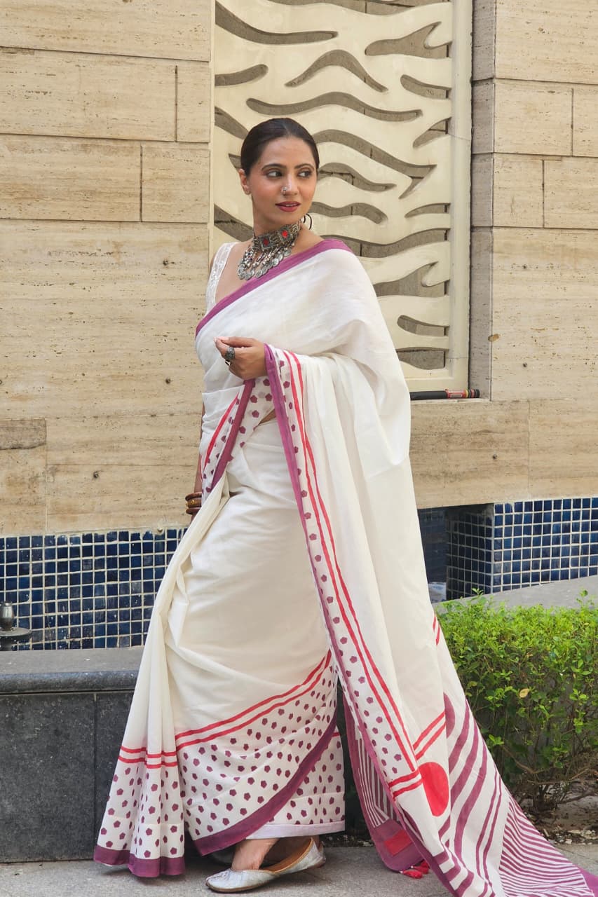 Ilaani Saree
