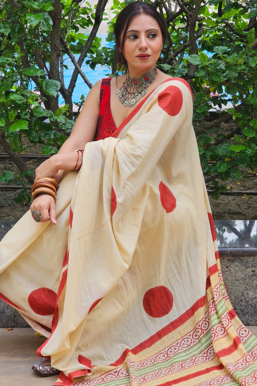 Noor Saree